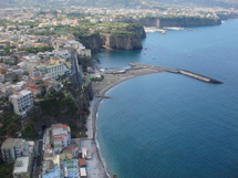 カプリ島が見えるレモン畑のアグリツーリズモイメージ