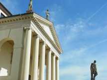 カプリ島が見えるレモン畑のアグリツーリズモイメージ