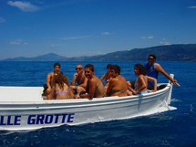 南イタリアもう一つの青の洞窟へイメージ