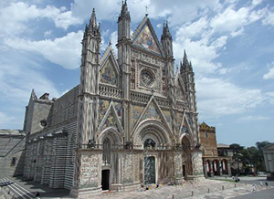 ローマ発：天空の町＆オルヴィエートワイナリー見学